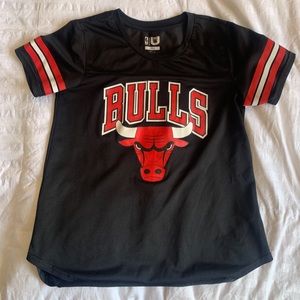 Bulls Jersey Material Tee